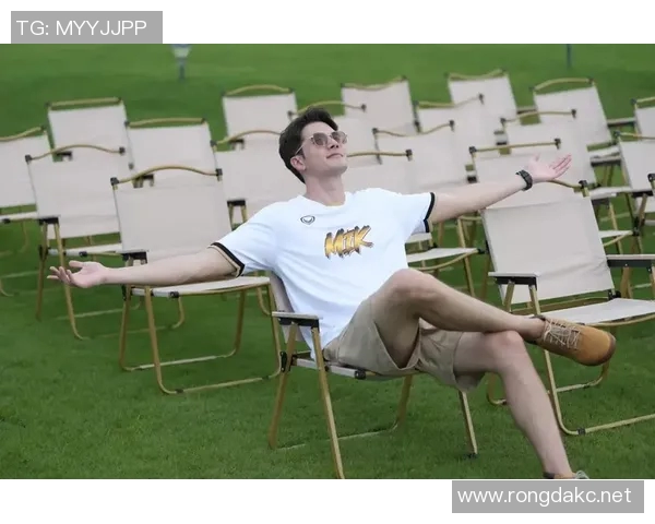 王思聪 喷mik 比赛-王思聪观赛喷Mik比赛,赛场内外的热议-王思聪 喷mik 比赛 王思聪 喷mik 比赛-王思聪观赛喷Mik比赛,赛场内外的热议-王思聪 喷mik 比赛